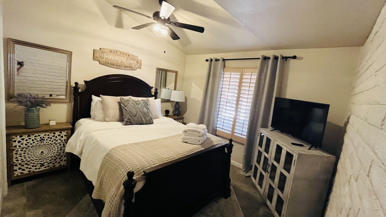 Photo of Bedroom in Lake Havasu City