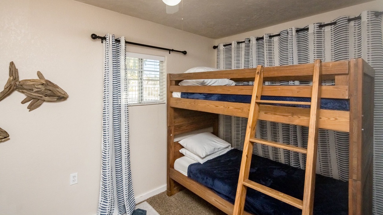 Photo of Bedroom in Lake Havasu City