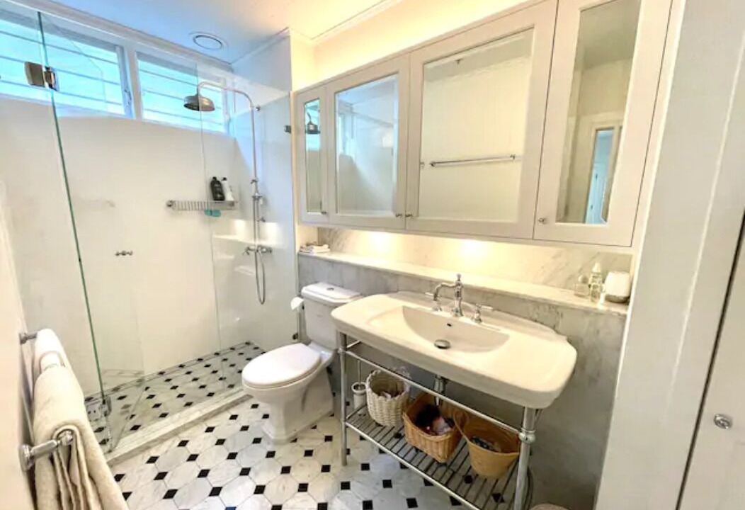 Photo of Bathroom in Burleigh Heads