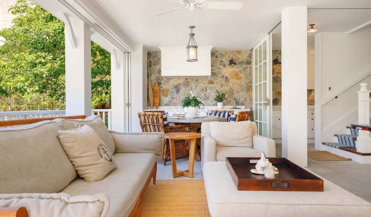 Photo of Livingroom in Burleigh Heads