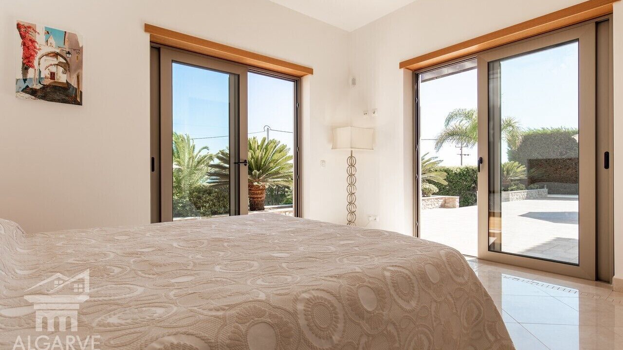 Photo of Bedroom in Albardeira