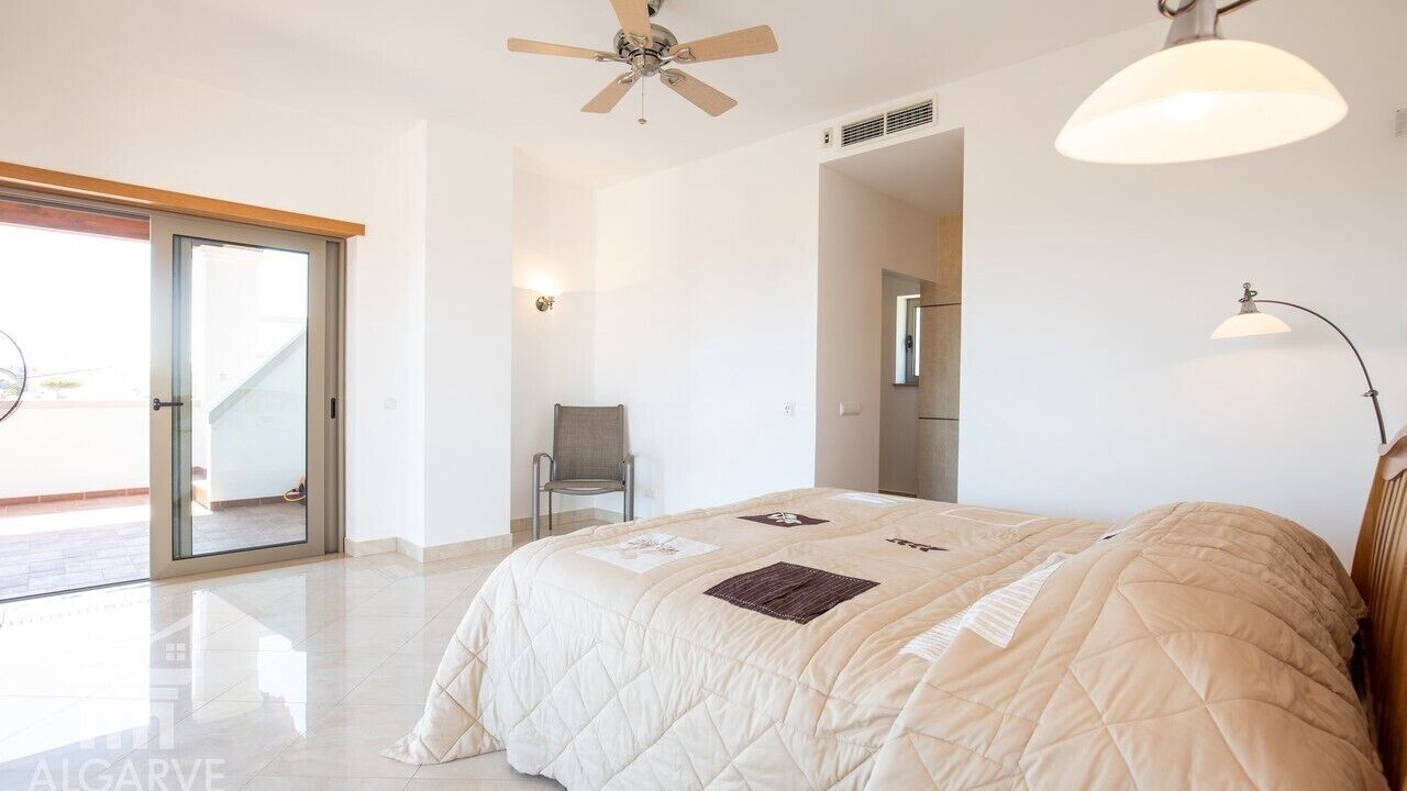 Photo of Bedroom in Albardeira