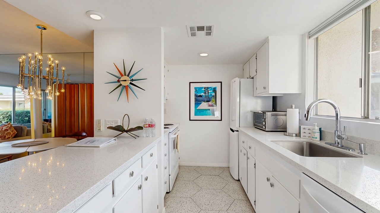 Photo of Kitchen in Araby Commons