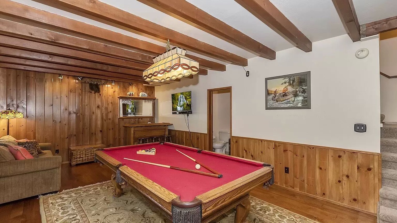 Photo of Bedroom in Arrowhead Villas