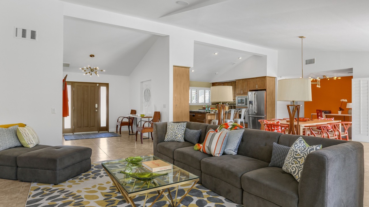 Photo of Livingroom in Rancho Mirage