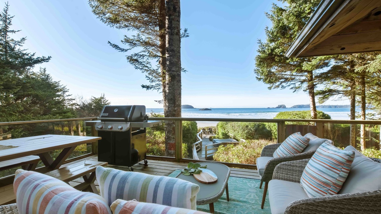Photo of Others in Tofino