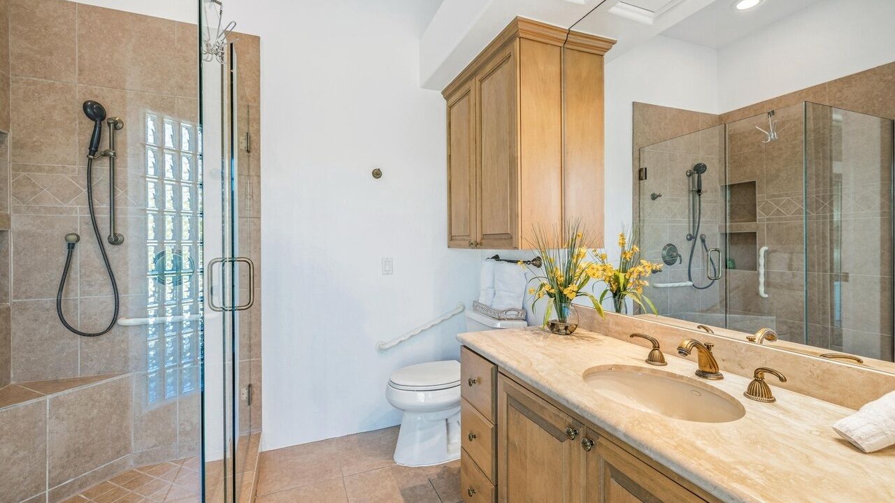 Photo of Bathroom in Artisan