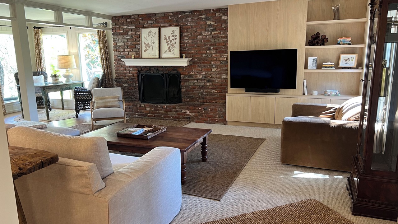 Photo of Livingroom in Ballard