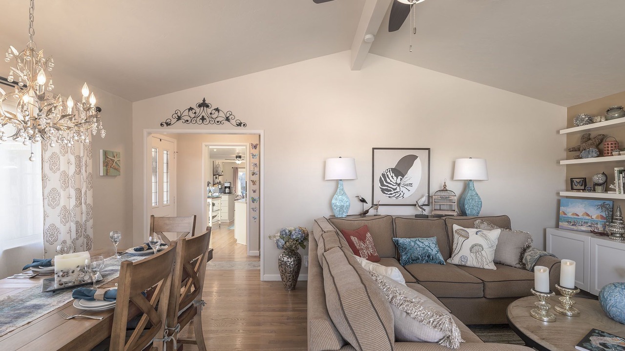 Photo of Bedroom in Monterey