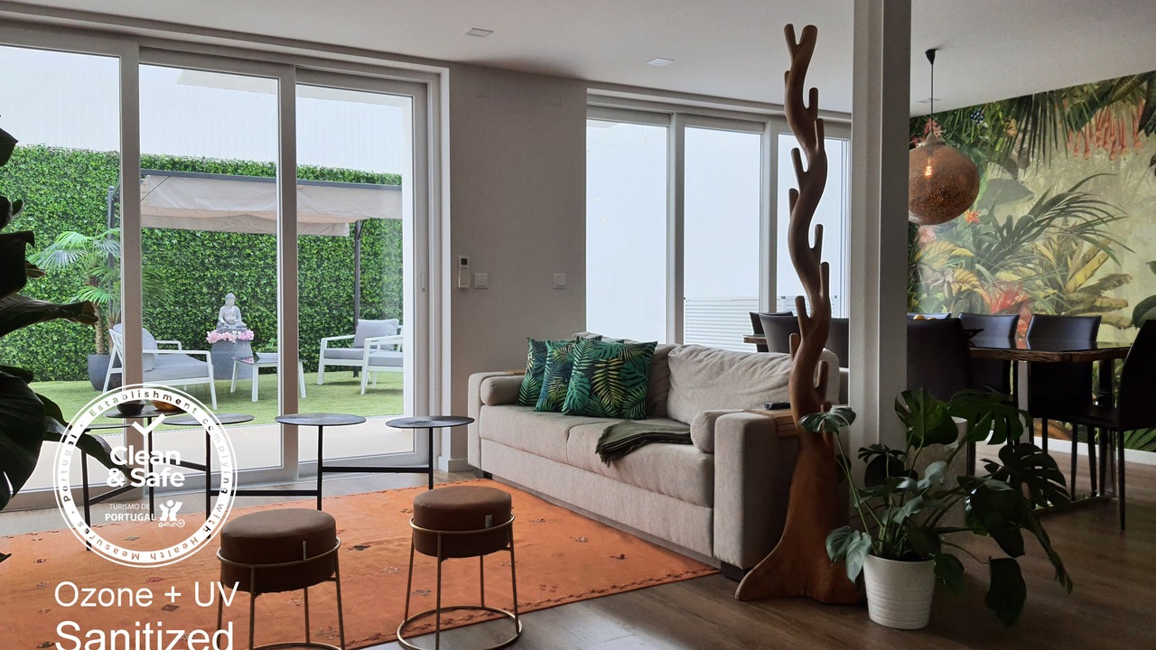 Photo of Livingroom in Linda-a-Velha