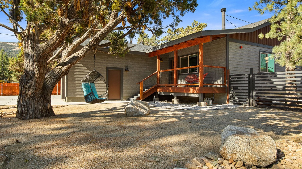 Photo of Outdoor in Woodlands