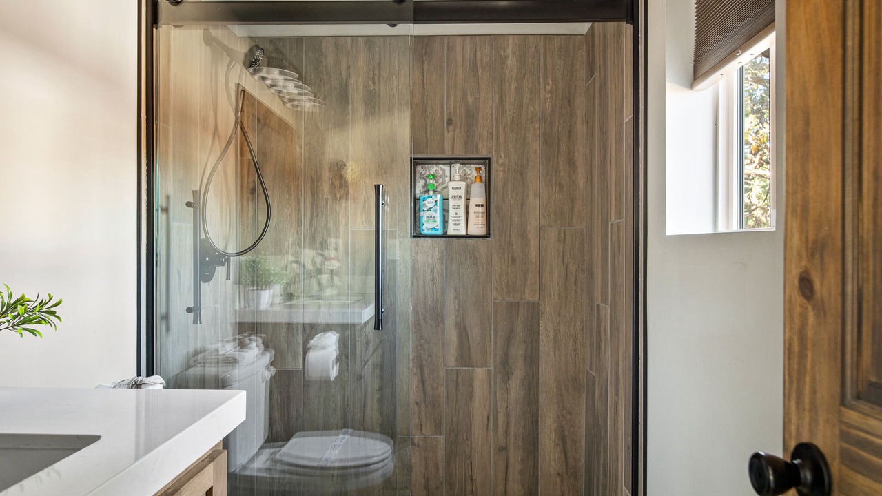 Photo of Bathroom in Woodlands