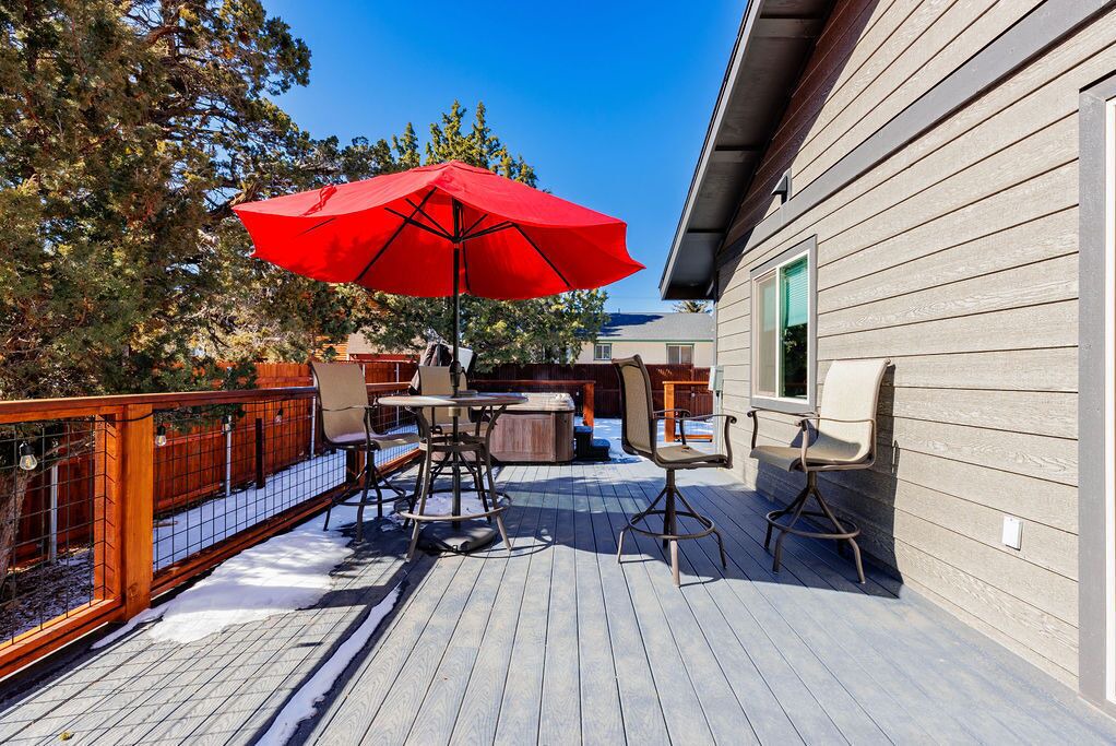 Photo of Outdoor in Woodlands