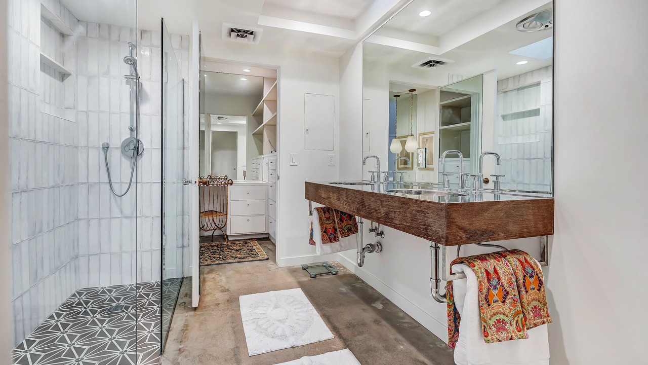 Photo of Bathroom in Palm Desert