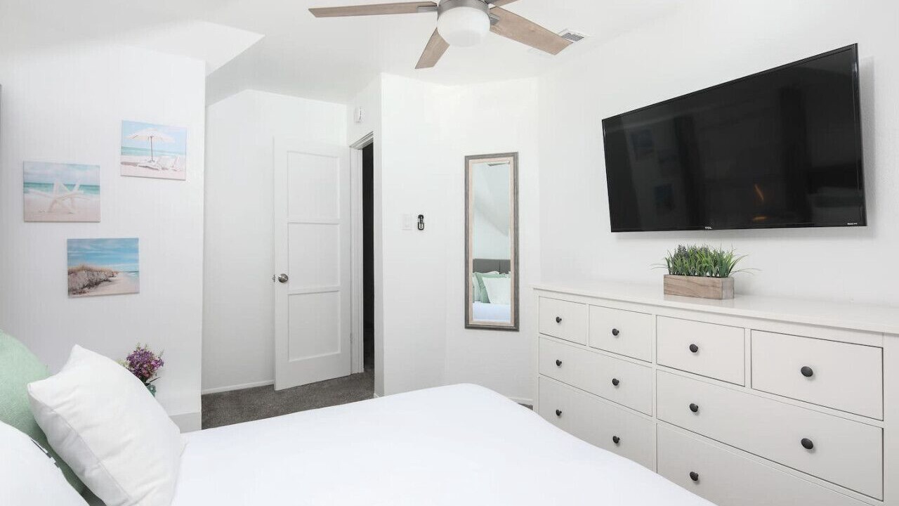 Photo of Bedroom in Golden Hill