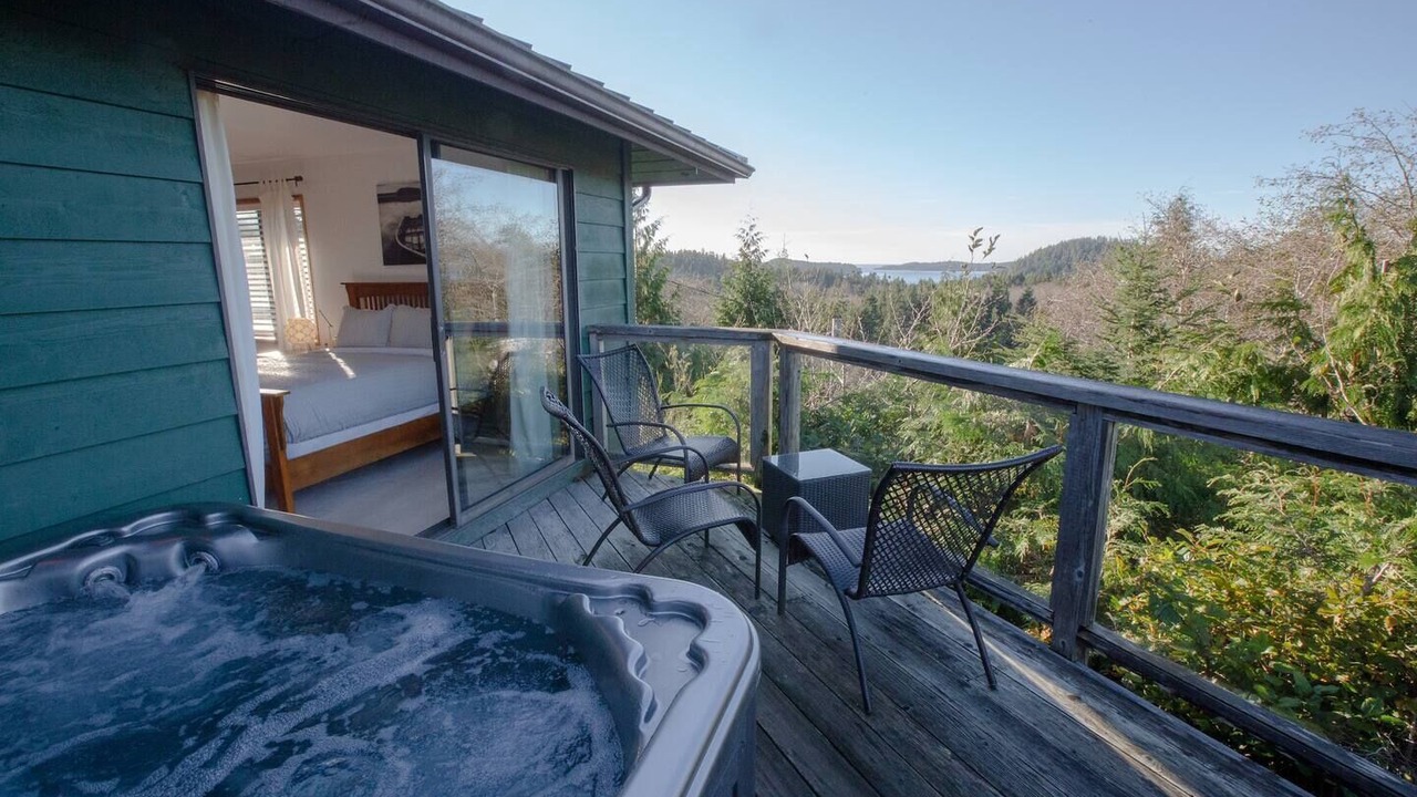 Photo of Others in Tofino