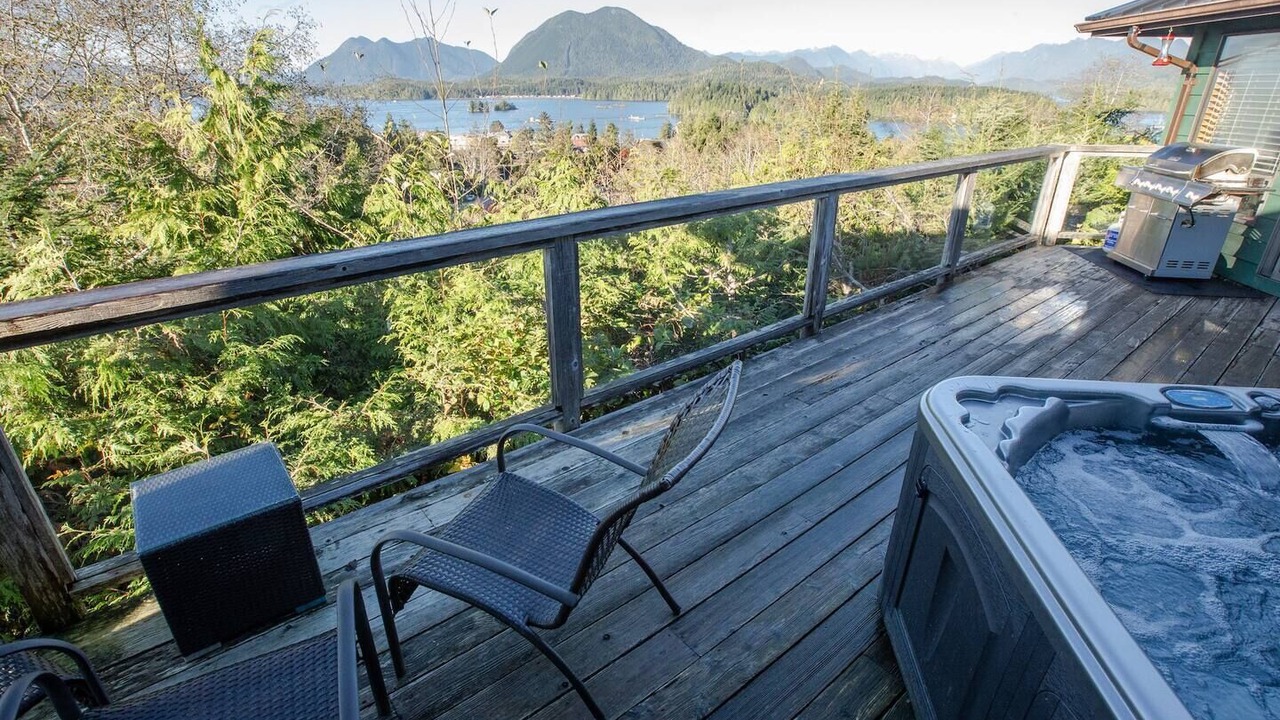 Photo of Others in Tofino
