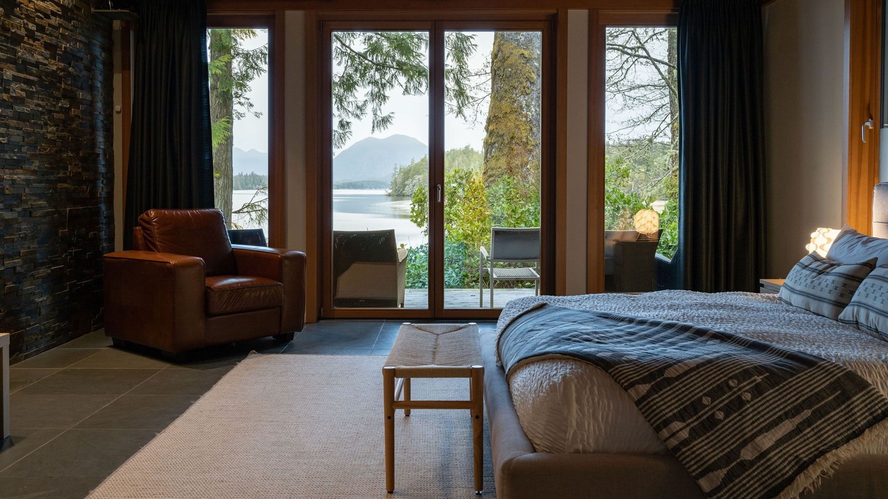 Photo of Others in Tofino