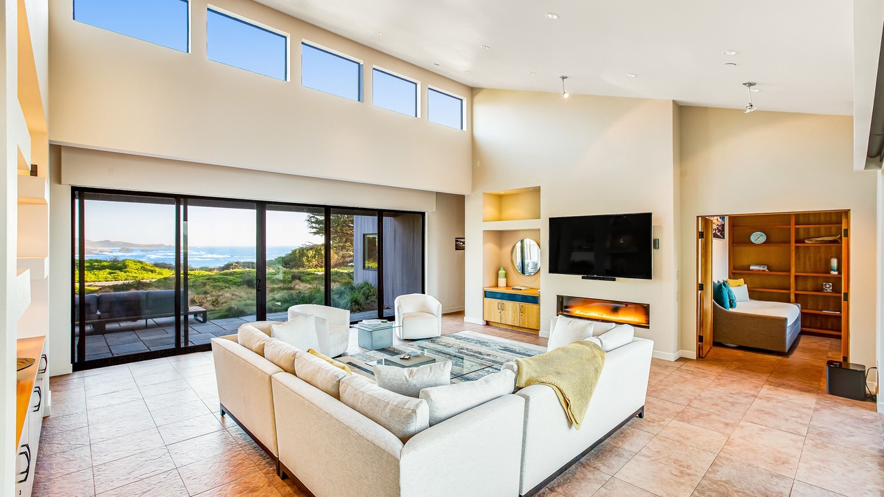 Photo of Livingroom in Sea Ranch