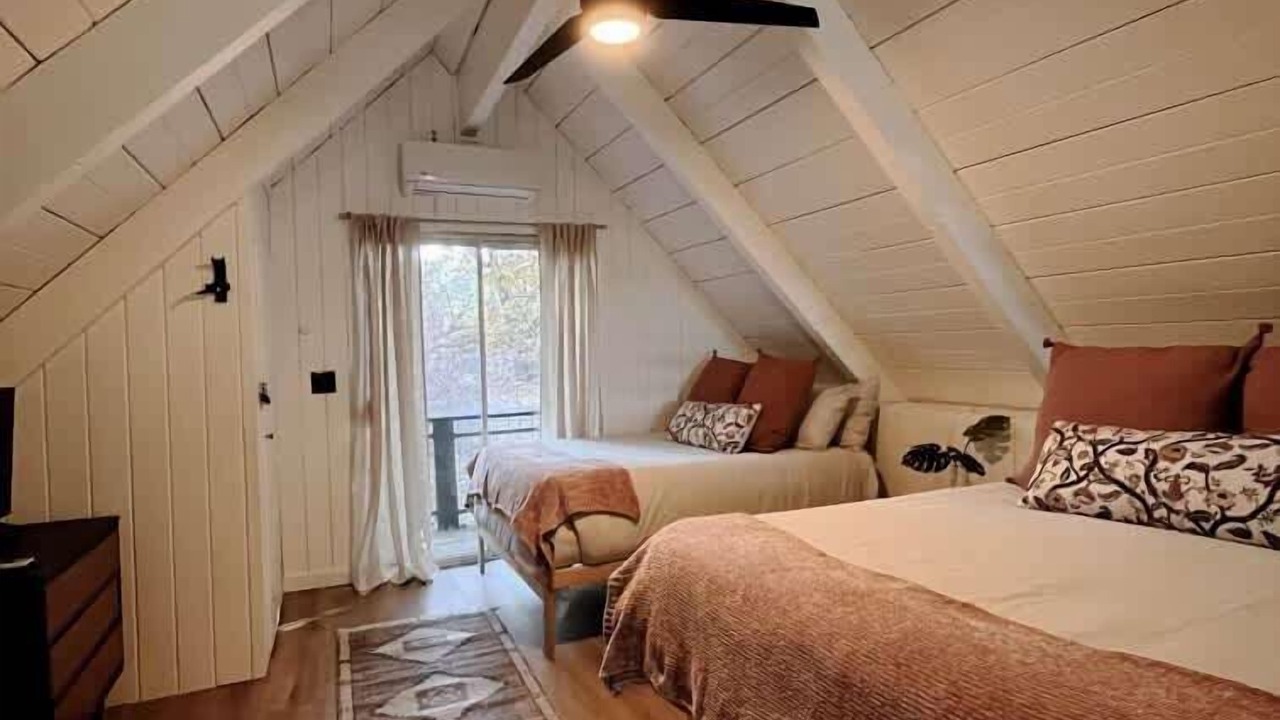 Photo of Bedroom in Upper Moonridge