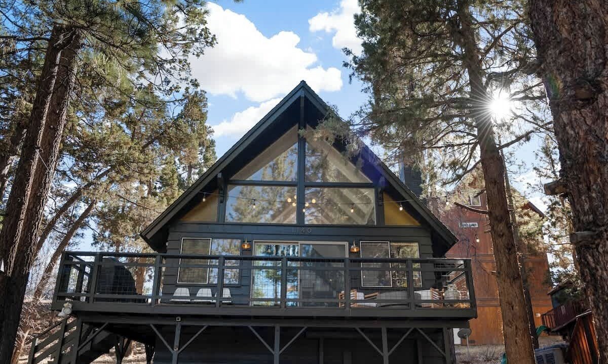 Photo of Outdoor in Upper Moonridge