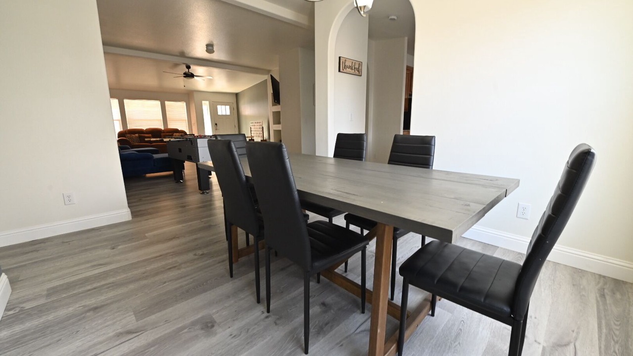 Photo of Livingroom in Parker Strip