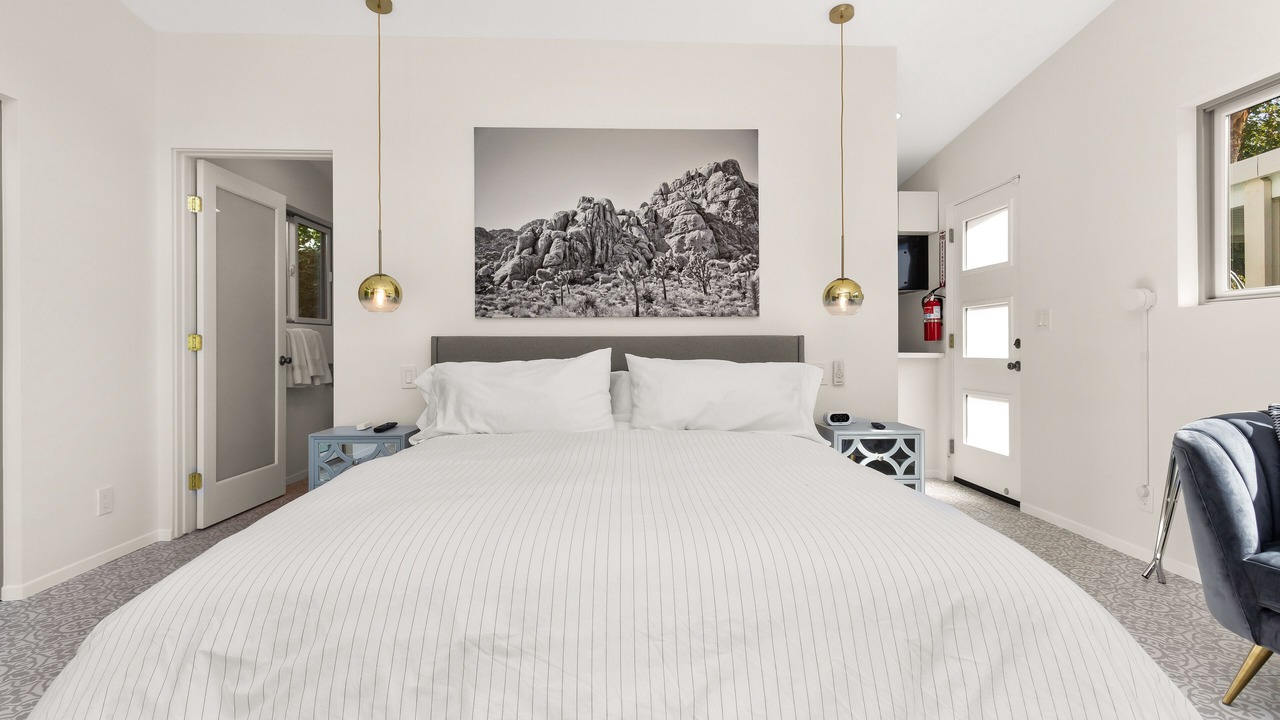 Photo of Bedroom in Araby Commons