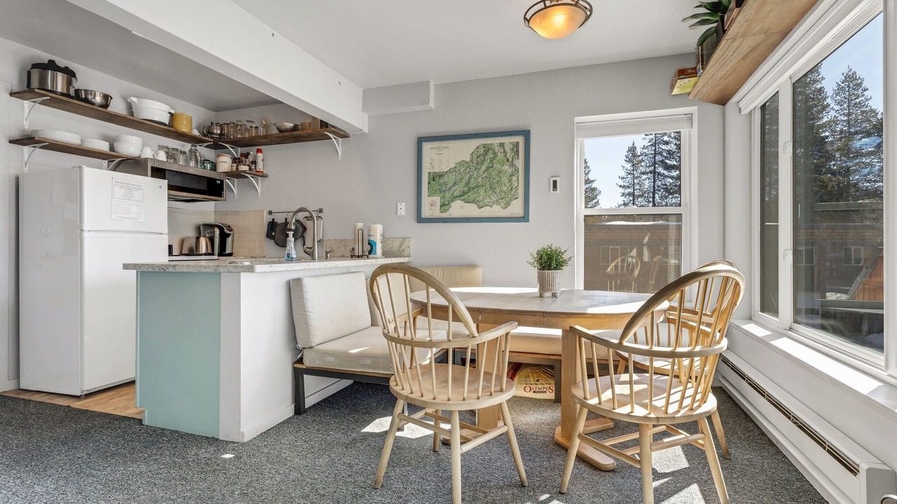 Photo of Livingroom in Bear Valley