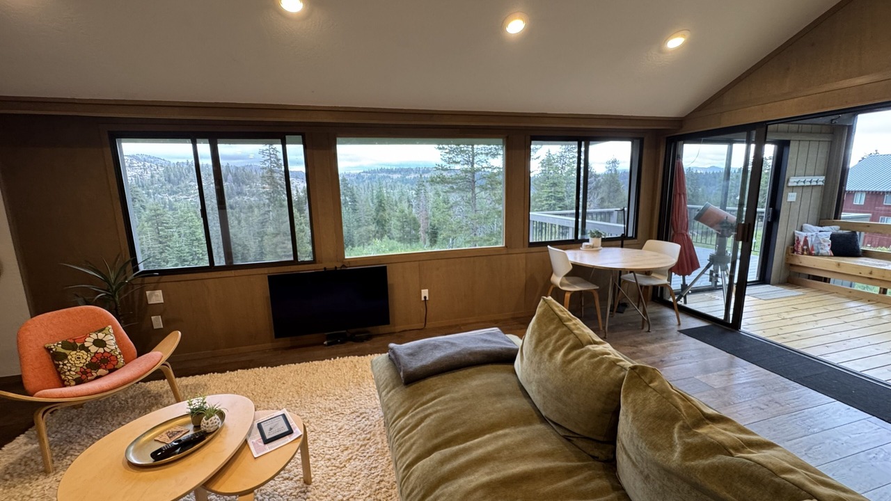 Photo of Bedroom in Bear Valley