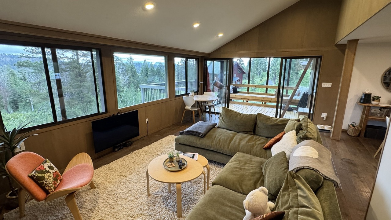 Photo of Bedroom in Bear Valley