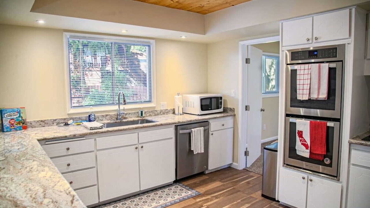 Photo of Kitchen in Idyllwild