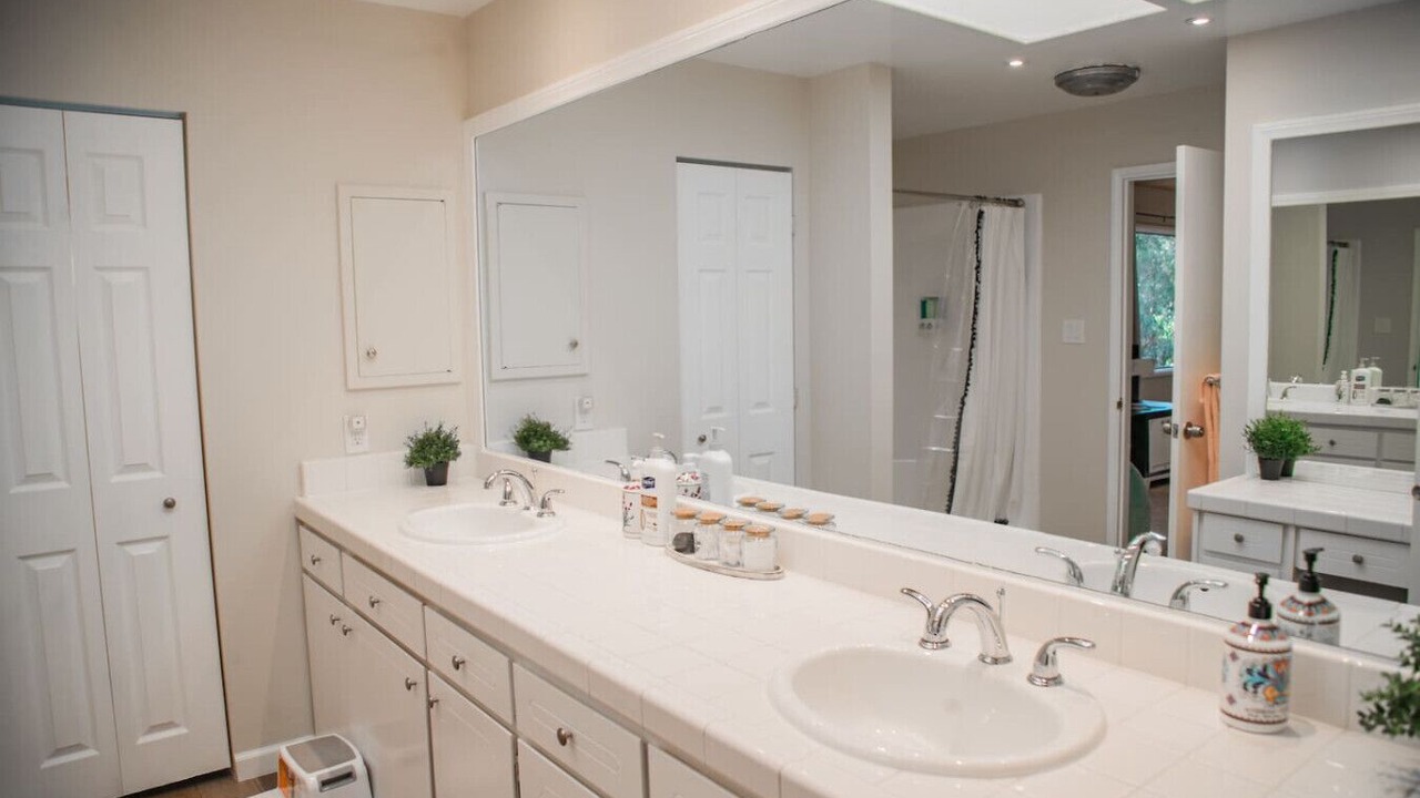 Photo of Bathroom in Idyllwild