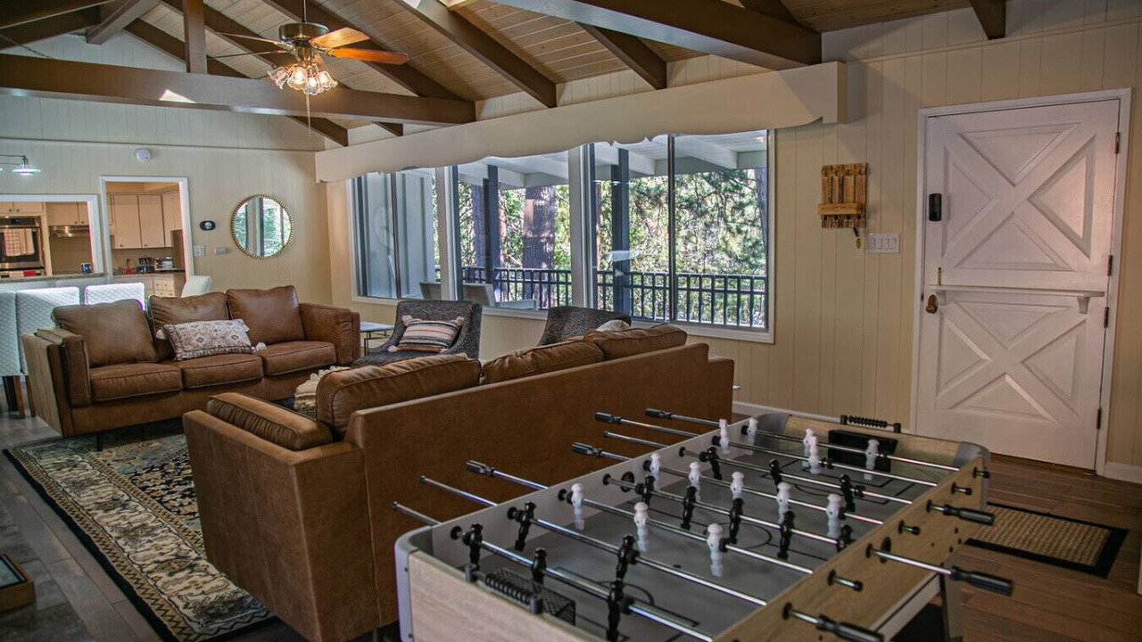 Photo of Bedroom in Idyllwild
