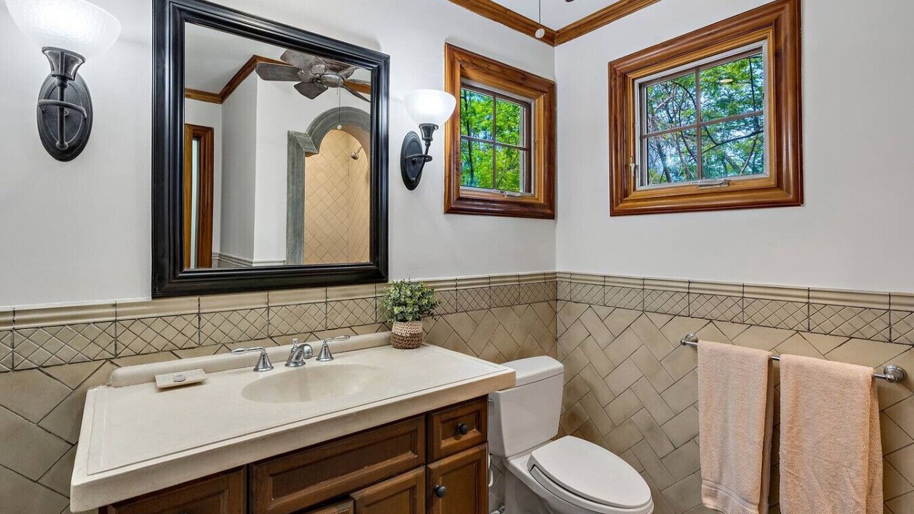 Photo of Bathroom in Playa Langosta