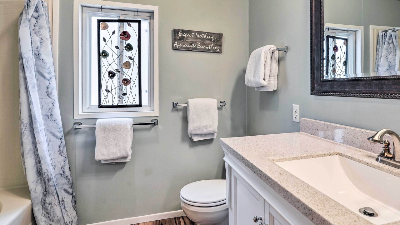 Photo of Bathroom in Parker Strip