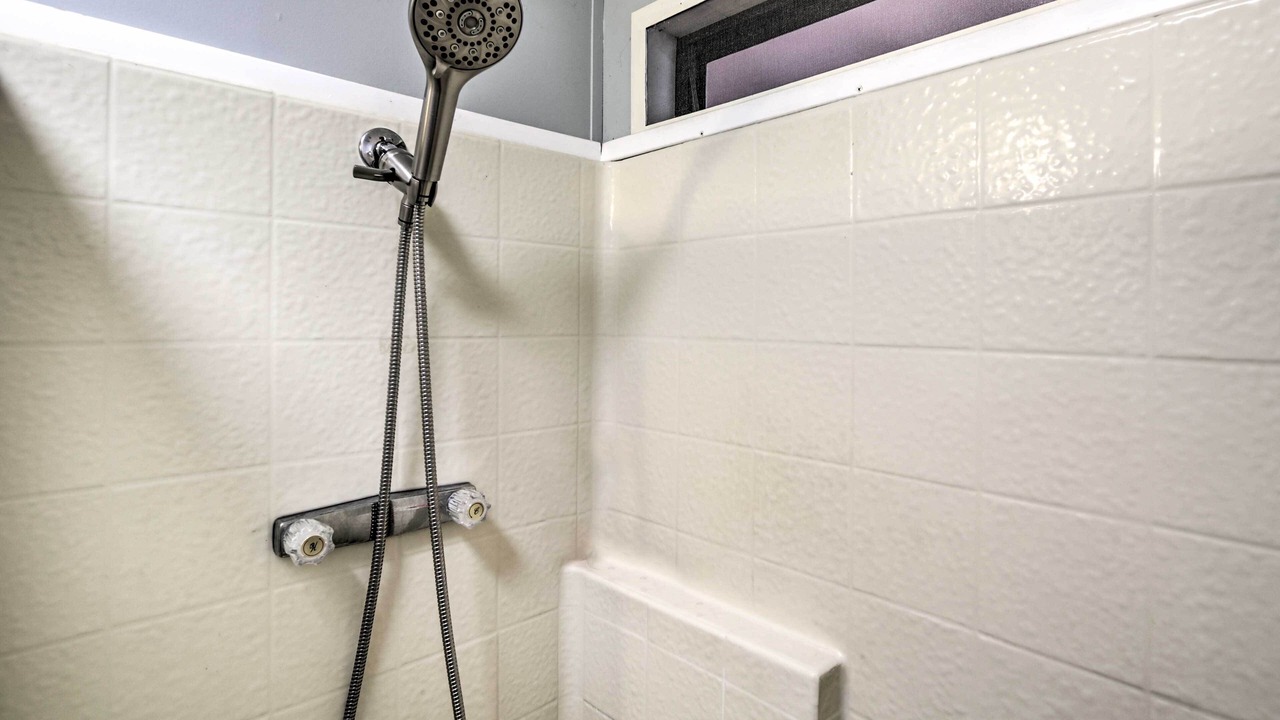 Photo of Bathroom in Parker Strip