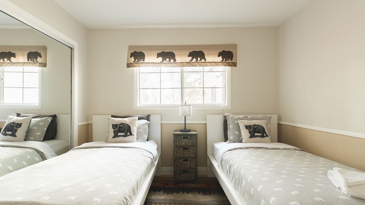 Photo of Bedroom in Big Bear Lake