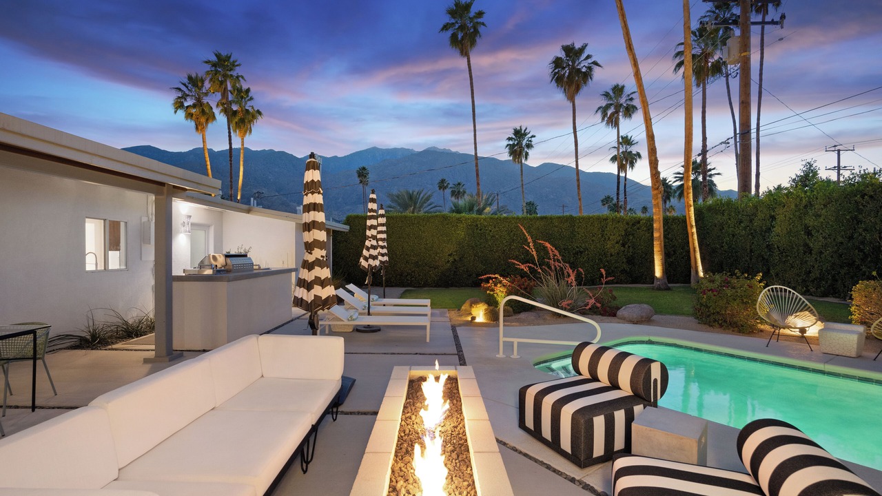 Photo of Outdoor in Tahquitz River Estates