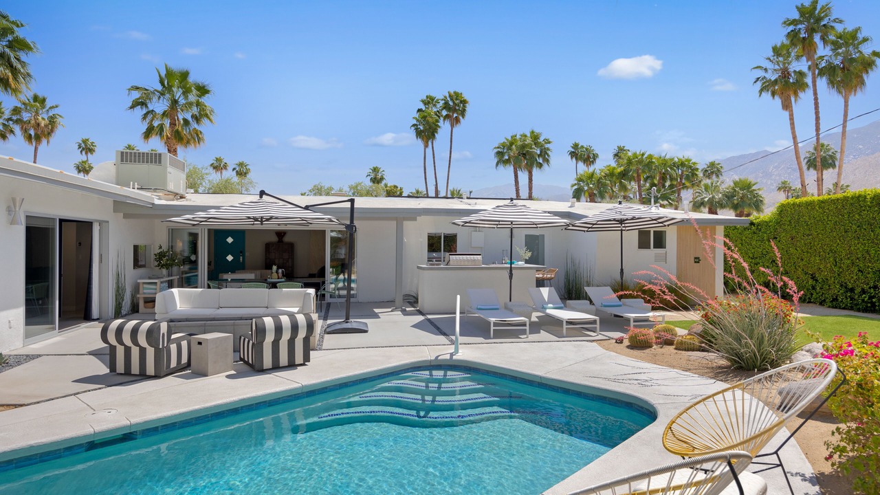 Photo of Outdoor in Tahquitz River Estates