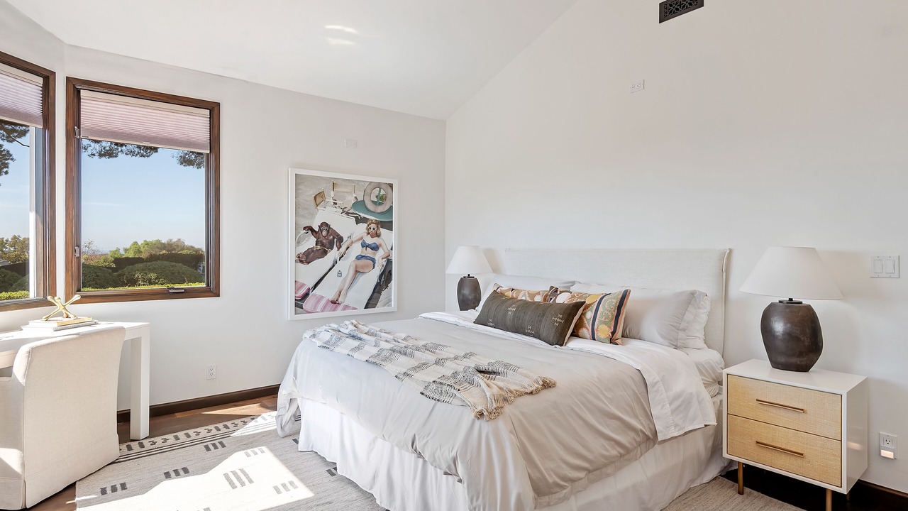 Photo of Bedroom in Carpinteria