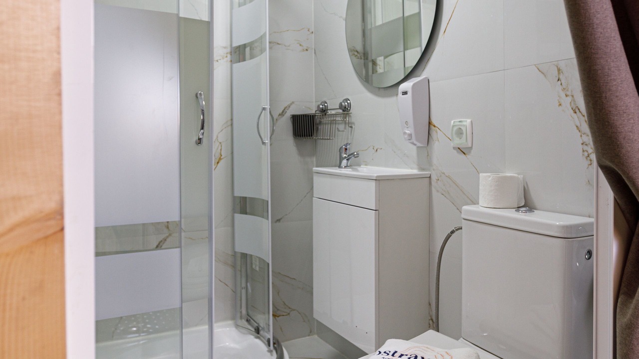 Photo of Bathroom in Gloria