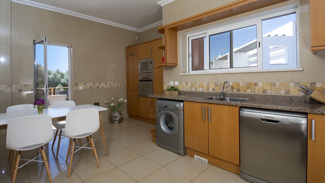 Photo of Kitchen in Albardeira