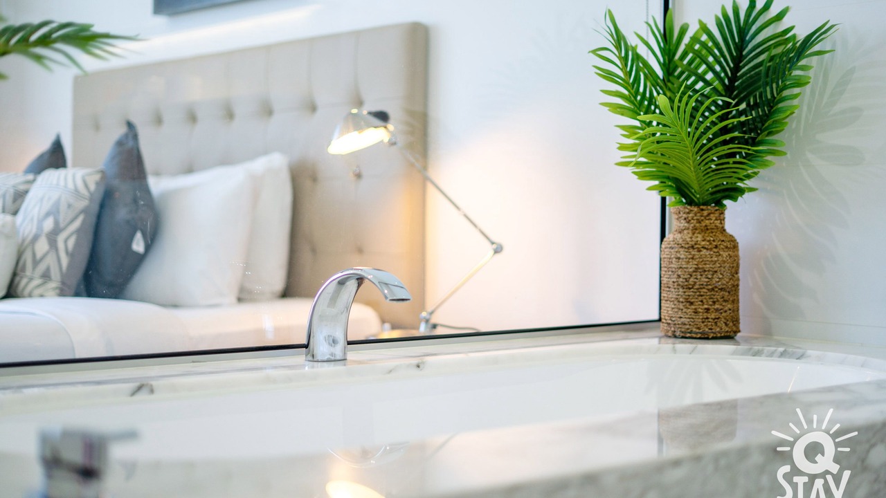 Photo of Bathroom in Broadbeach