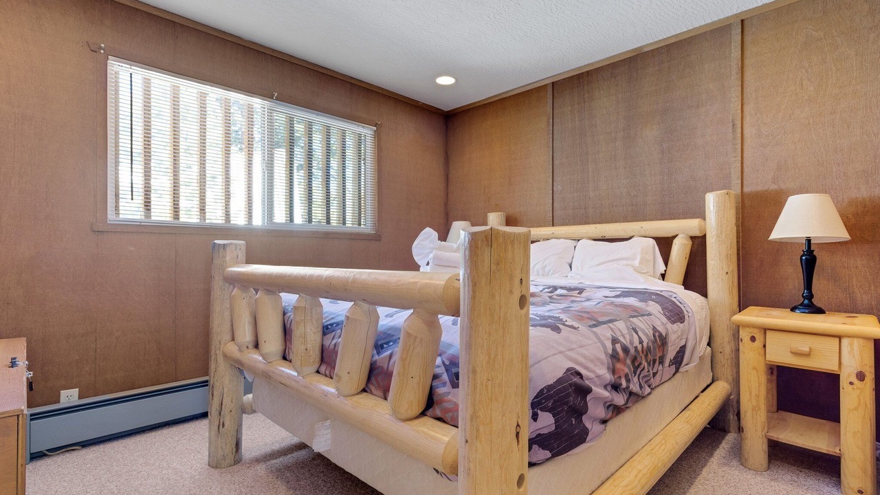 Photo of Bedroom in Bear Valley