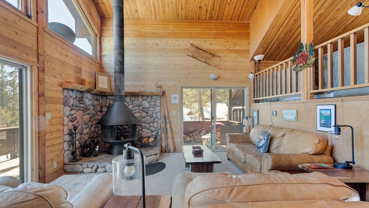 Photo of Bedroom in Bear Valley
