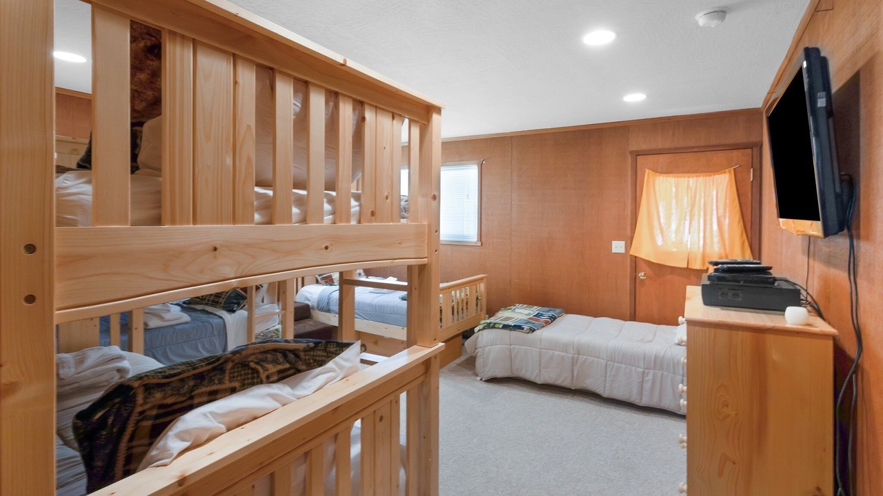 Photo of Bedroom in Bear Valley