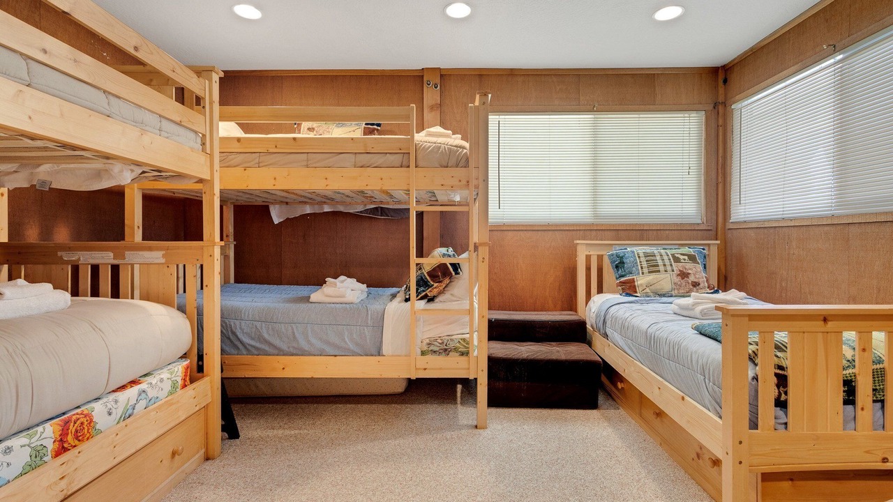 Photo of Bedroom in Bear Valley