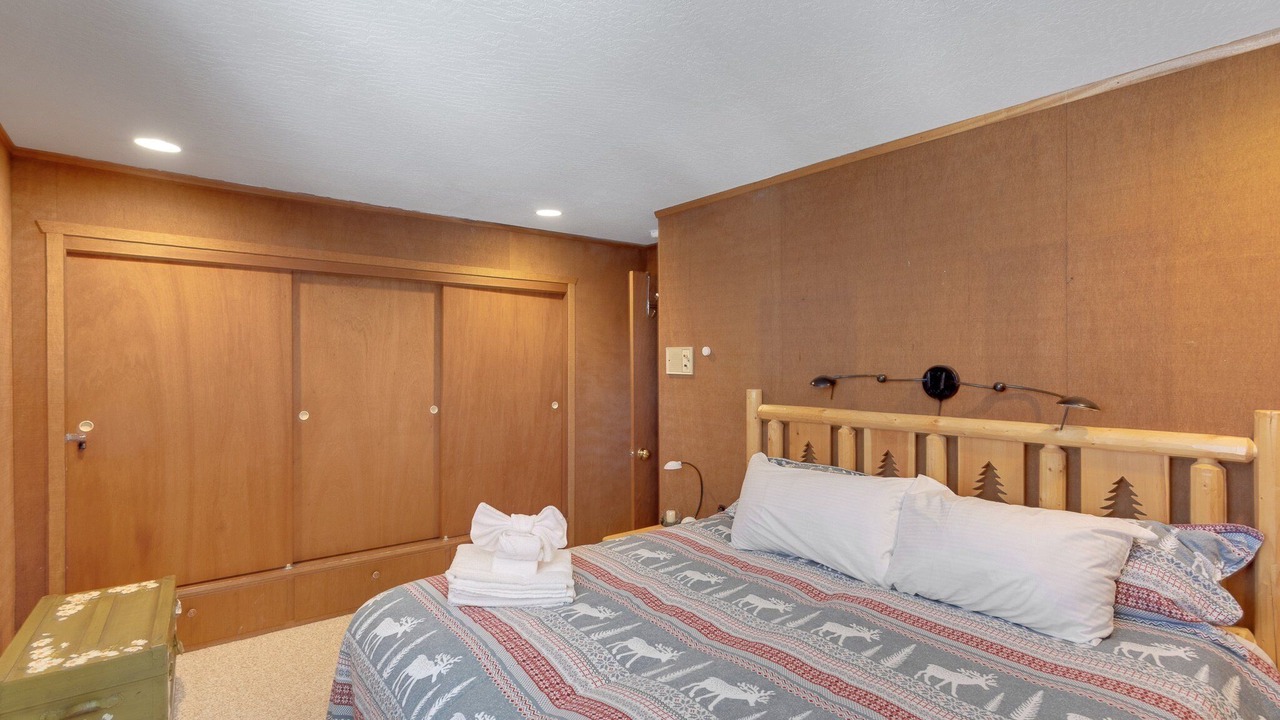 Photo of Bedroom in Bear Valley