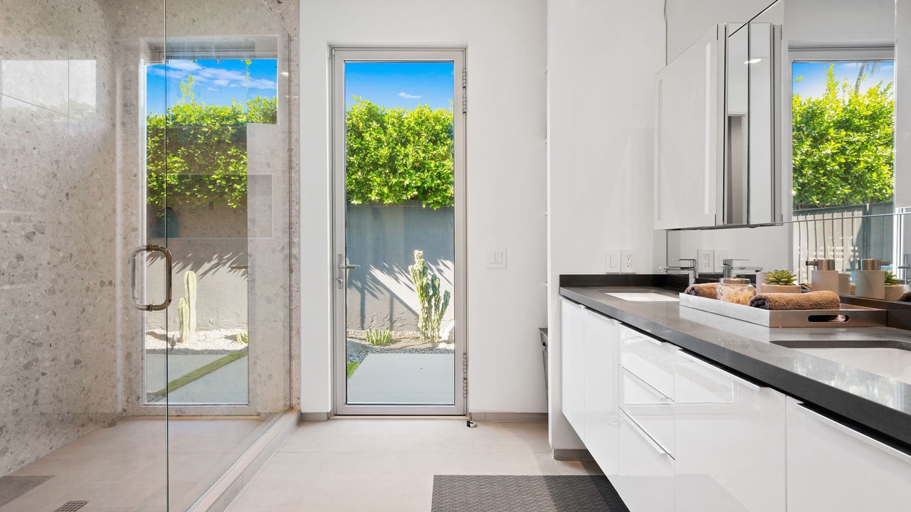 Photo of Bathroom in Tahquitz River Estates