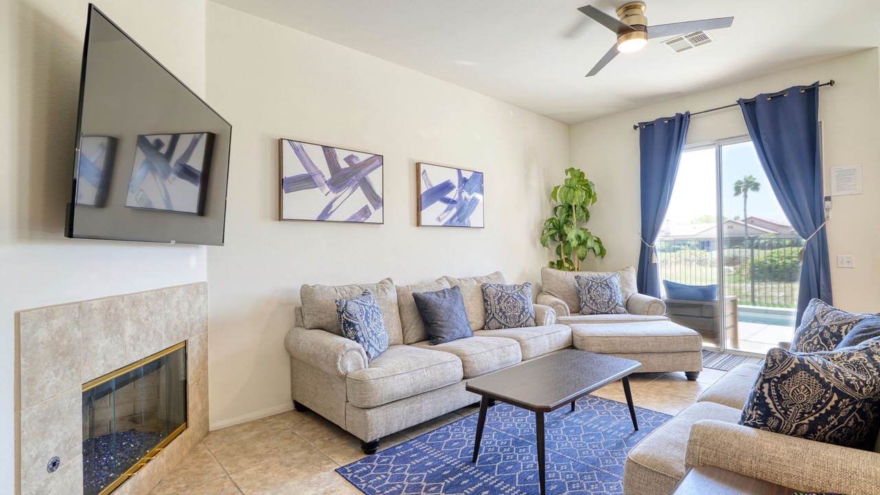 Photo of Livingroom in Indio